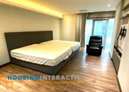 grand 3-storey, 4-bedroom townhouse for sale in new manila