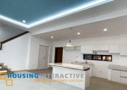 modern 2-storey, 2-bedroom house for sale in canyon woods