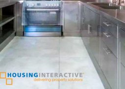 luxe 2-storey, 5-bedroom house for sale in portofino south