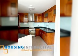 fully furnished 2br with den at bonifacio ridge