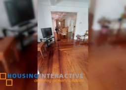 2-storey house for rent with pool