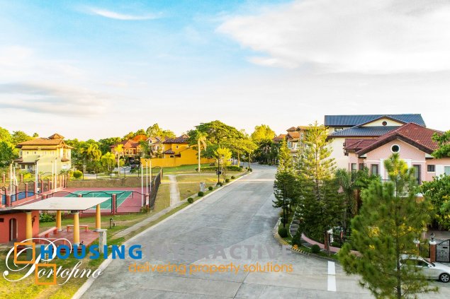 lot for sale in portofino heights