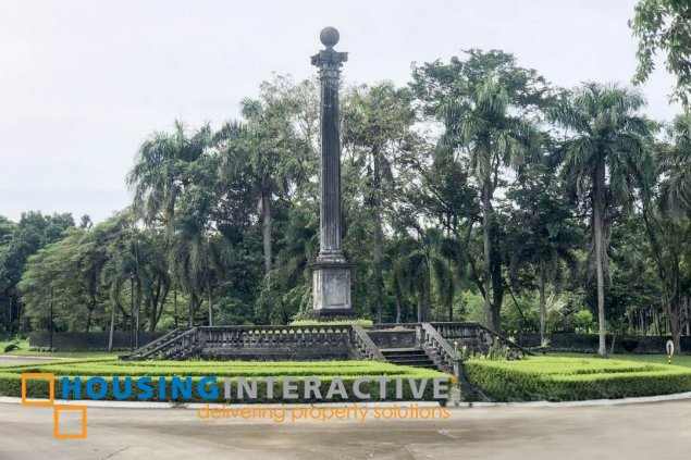 grand lot for sale in promenade