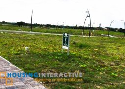 corner lot for sale at the courtyards vermosa
