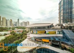 for sale -1br unit in trump tower