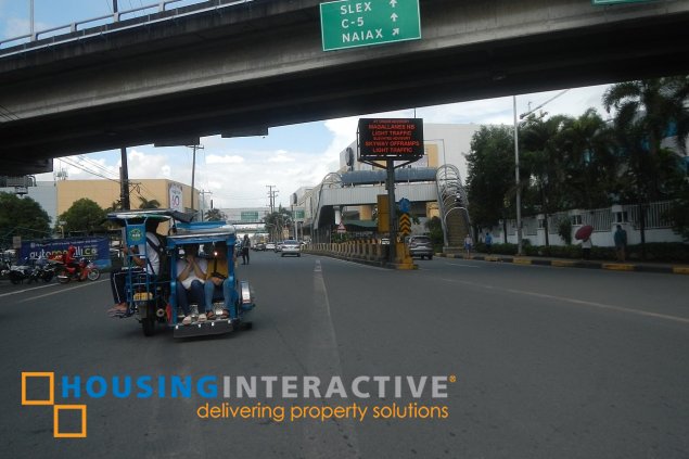 commercial-industrial lot for sale in west service road