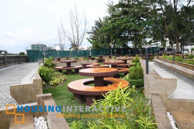 commercial-industrial lot for sale in west service road