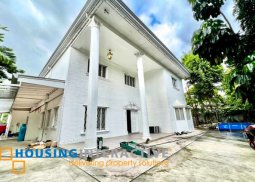 grand 2-storey, 5-bedroom house for rent in dasmarinas village