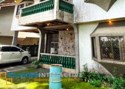 classic 2-storey, 3-bedroom house with balcony for sale in baguio