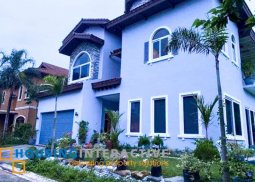 corner house and lot for sale in portofino heights