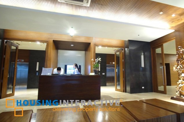 3br condo unit for rent in two serendra bgc