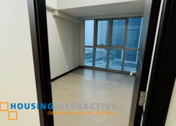 for sale -2br unit in uptown parksuites