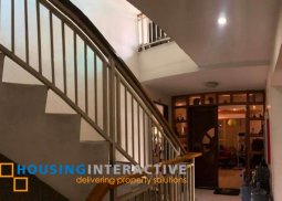 modern 4-storey, 12-unit apartment building with balconies for sale in kalayaan