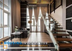 for rent -2br loft unit in fort palm spring