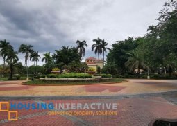 prime lot for sale in brentville