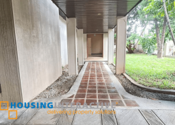 classic 2-storey, 6-bedroom house for rent in valle verde