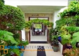 luxury 2-storey, 5-bedroom beach house with pool for sale in kawayan cove