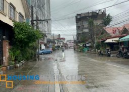 lot with old house for sale in cubao
