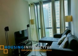 1br unit for rent in 8 forbestown road, taguig city