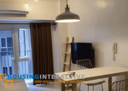 for rent -1br unit in signa designer residences