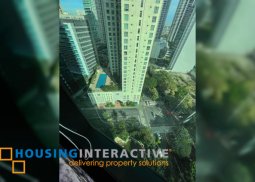 for sale -2br unit in one rockwell