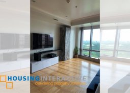 2br condo for lease & for sale in one mckinley place