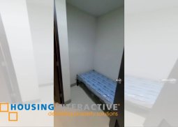 1br condo for rent in uptown parksuites