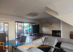 villa for lease in merville village