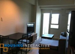 for rent -1br unit at the grove by rockwell