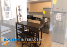 for rent -studio at the lerato