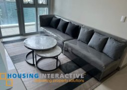 for rent -2br in uptown parksuites