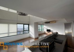 3br condo with balcony for sale in edades tower