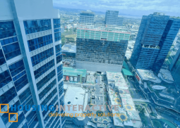 for rent -2br in uptown parksuites