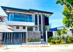 2-storey house for sale in bf homes