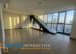 for rent -studio in century spire