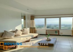 1br condo for lease in fairways tower