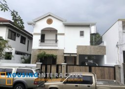 2-storey house & lot for sale in merville village