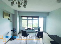 for sale 2br w/balcony in two serendra taguig