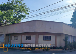 classic 3-bedroom bungalow for sale in villa olympia