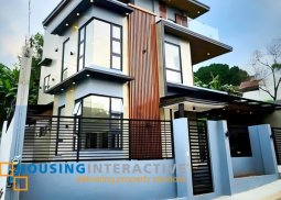 for sale 3-storey house in kingsville royale