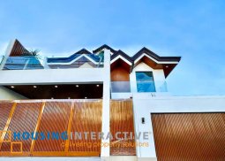 for sale 3-storey mansion in greenwoods executive village