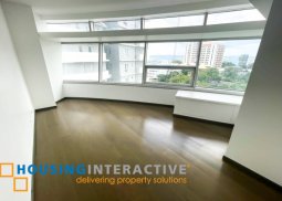 2br unit for sale in the imperium at capitol commons