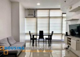 for lease 1br in the stratosphere