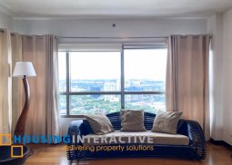 for lease 2br in the residences at greenbelt