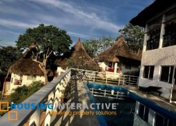 spectacular resort with an ocean view