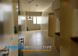 3br unit for rent in avida towers turf taguig