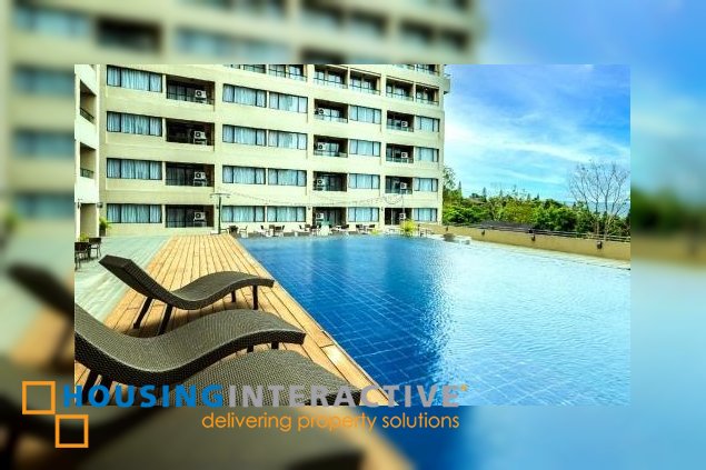 3-storey vacation home in lemery, batangas