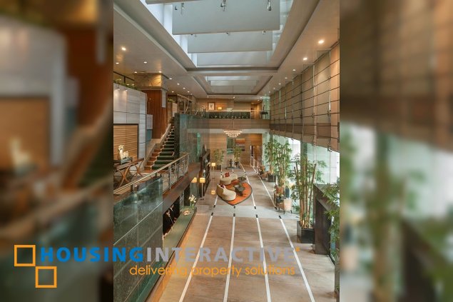 a fancy 3br unit in fraser place makati