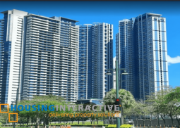 a 4br unit in arya residences bgc