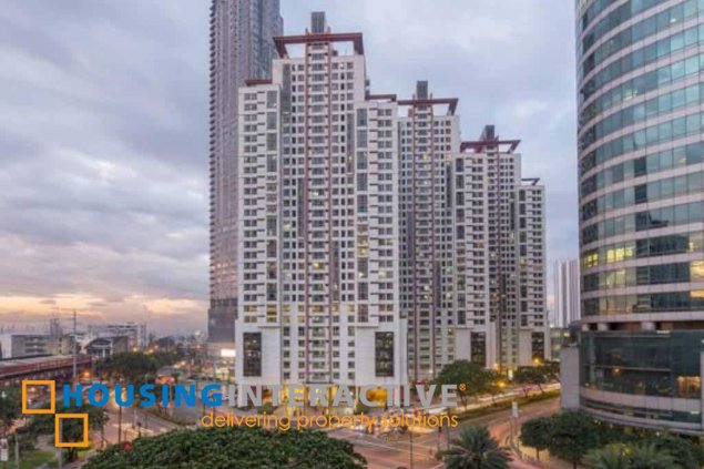 a 1br unit in the columns makati